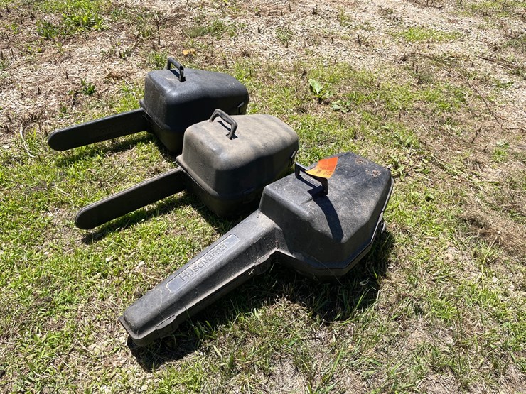 #3318-•-poulin-pro-classic-chain-saw-image-2