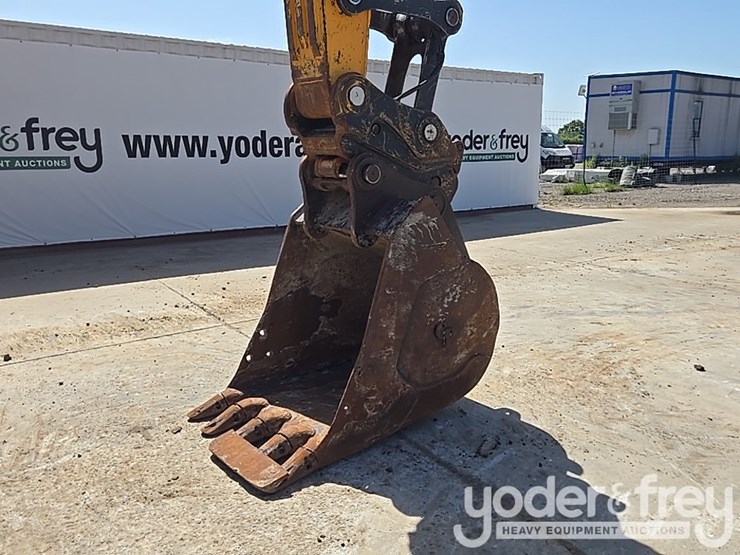 hyundai-hx235-lcr-image-21