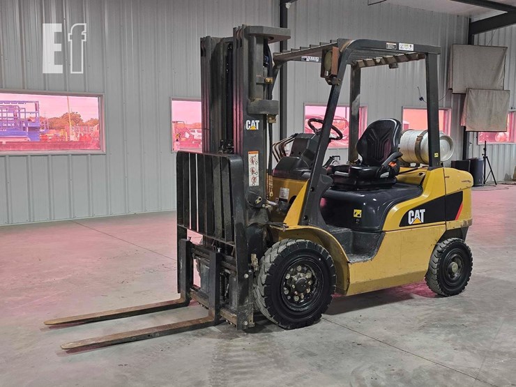 2018-caterpillar-gp25n-image-1