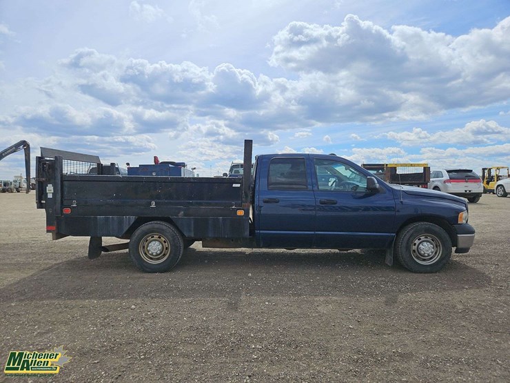 2004-dodge-ram-2500-image-8