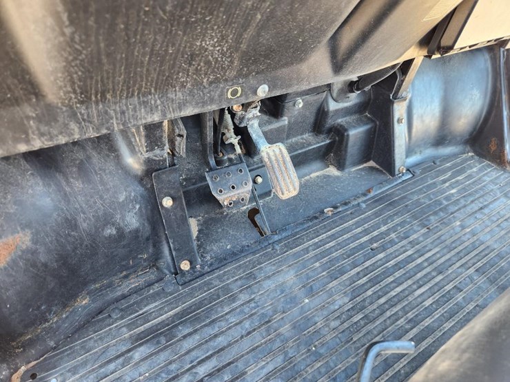 kubota-rtvx1140-image-15