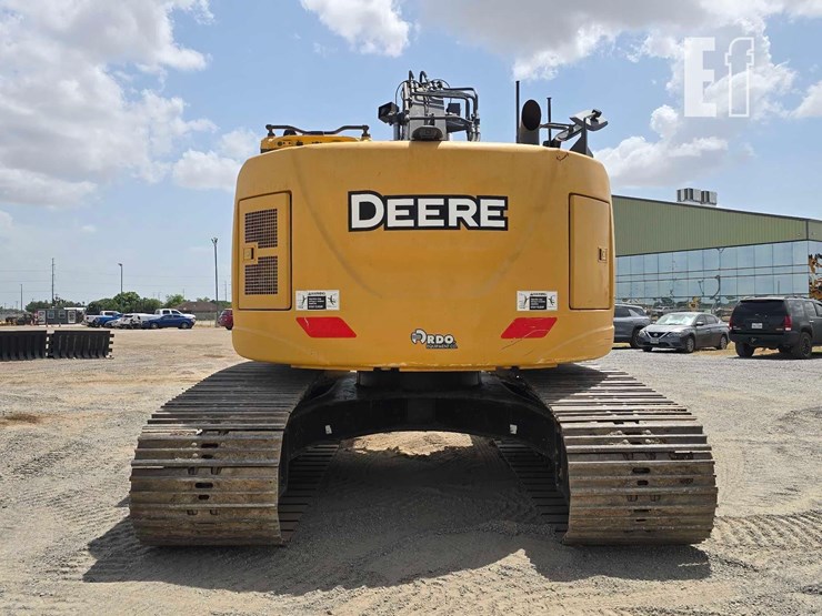 2018-deere-245g-lc-image-8