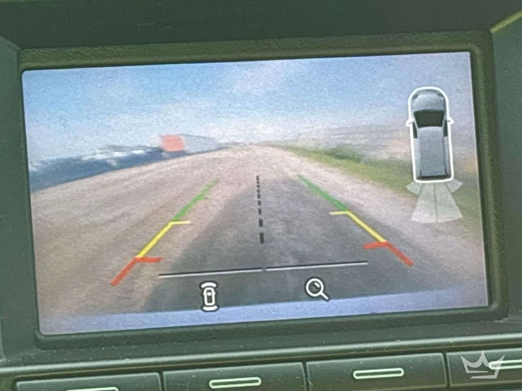 2016-ford-explorer-image-19