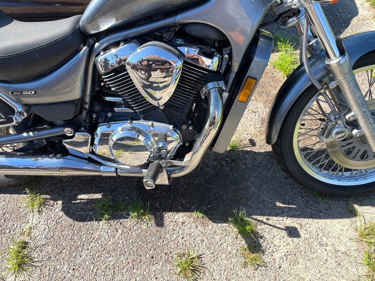 #1014-•-2005-suzuki-boulevard-s50-(has-wi-title)-image-16