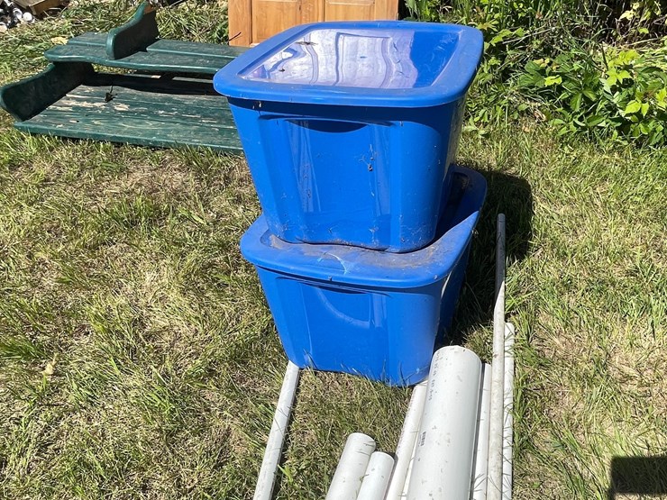 #3224-•-tractor-parts,-trailer-tie-downs,-and-various-pvc-pipe-image-19