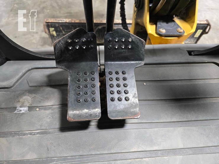 2021-caterpillar-303.5e2-cr-image-19