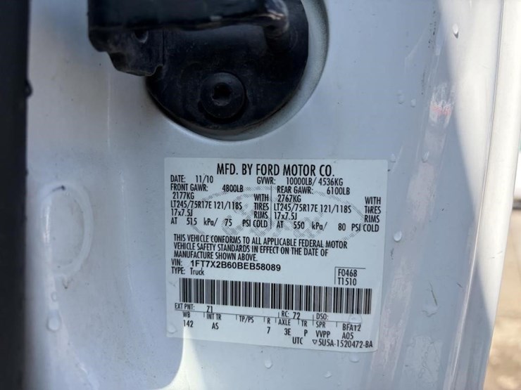 2011-ford-f250-image-22