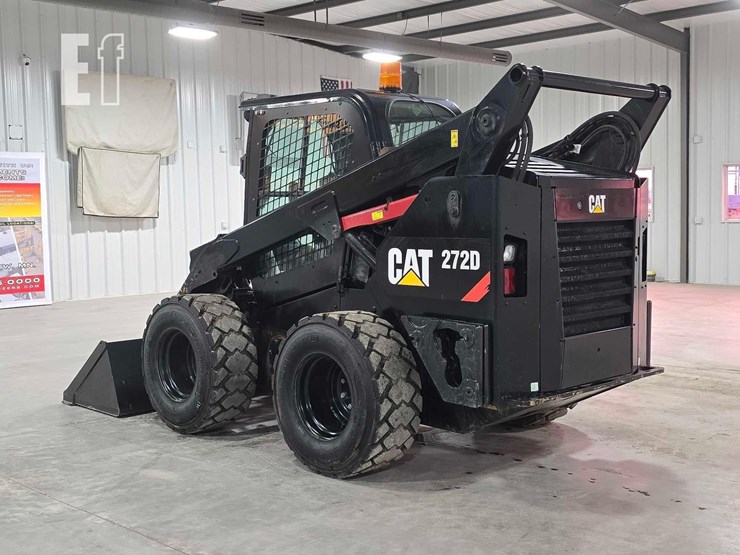 2014-caterpillar-272d-image-4