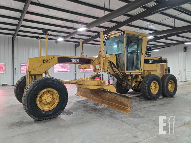 1998-caterpillar-163h-image-1