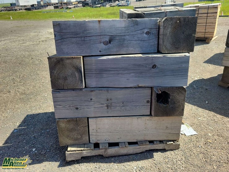 pallet-of-lumber-blocks-36"x12"x12-image-6