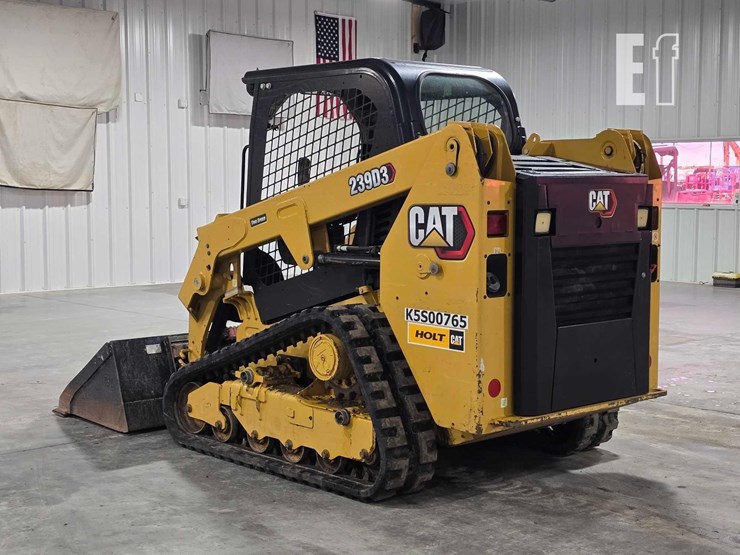 2021-caterpillar-239d3-image-4
