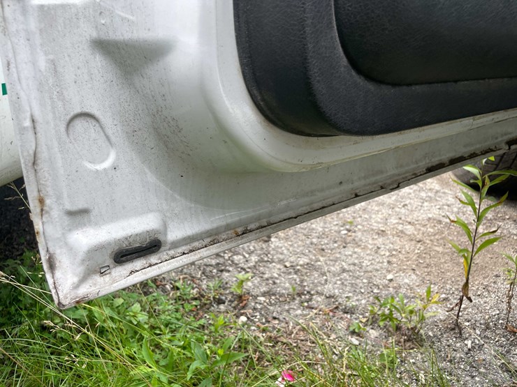 2014-ford-f150-xl-image-57