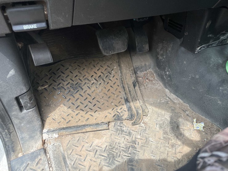 2014-ford-f150-xl-image-45
