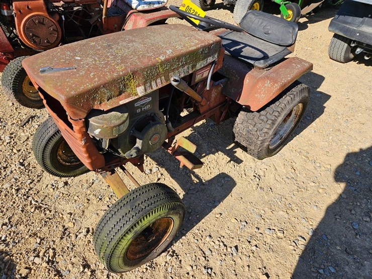 wheelhorse-commando-8-image-1