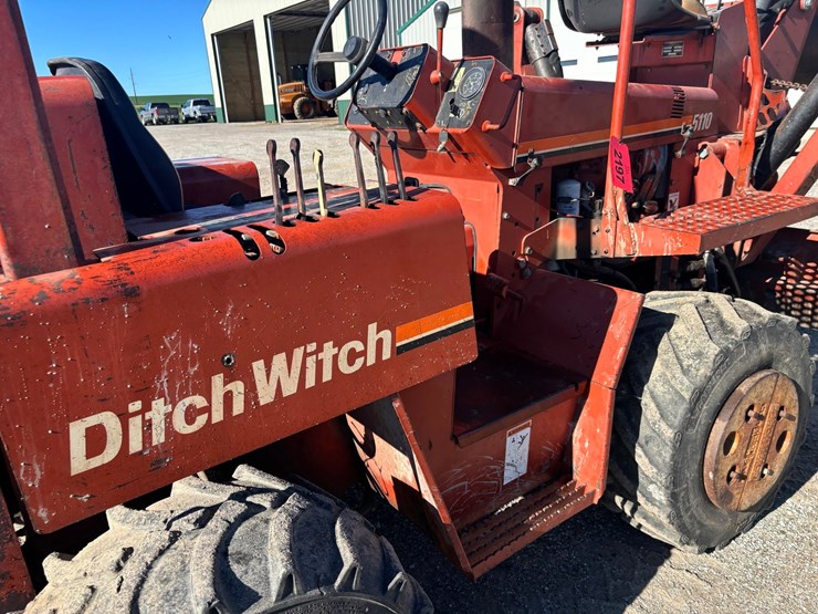 2001-ditch-witch-5110-image-14