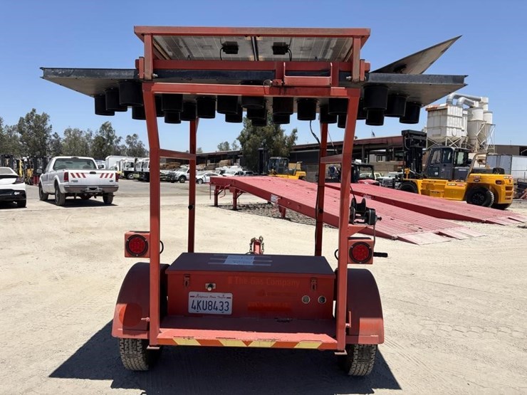 2009-myers-and-sons-gb-4001-arrowboard-trailer-image-4