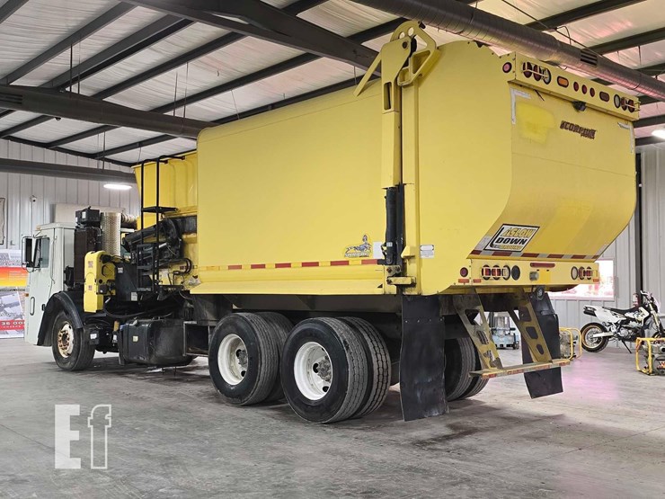 2016-mack-leu613-image-4