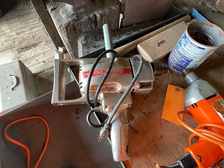#2330-•-rolling-workbench-with-contents-image-10