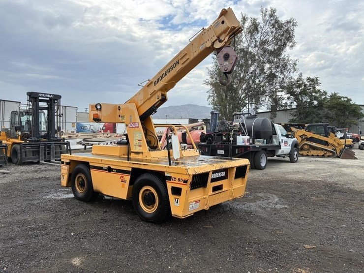 2009-broderson-1c-80-1h-mini-crane-image-2