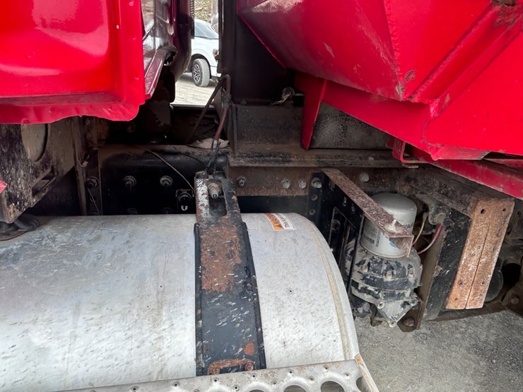 2016-western-star-4700-image-18