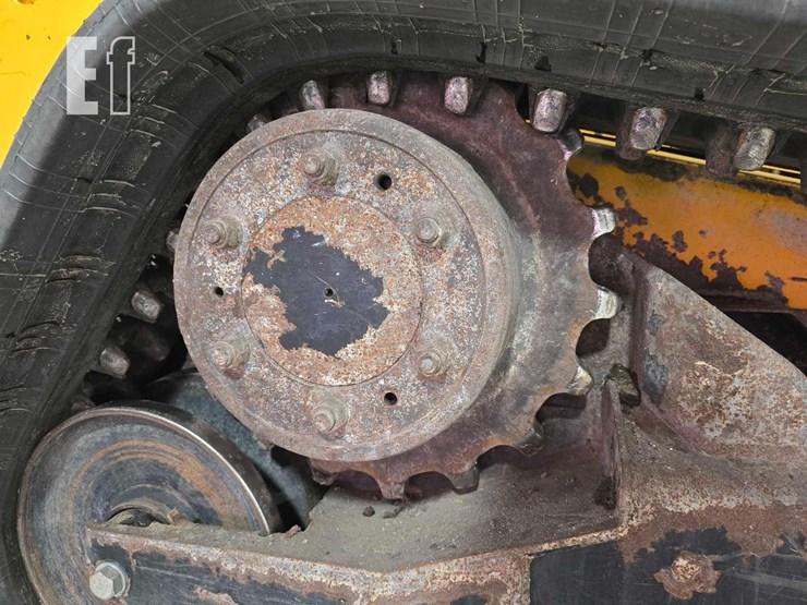 2021-jcb-3ts-8t-image-29