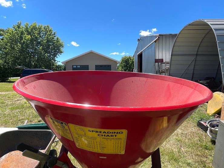 #3307-•-king-kutter-500-spreader-image-15