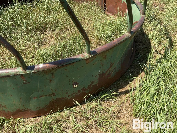 round-bale-feeder-image-11