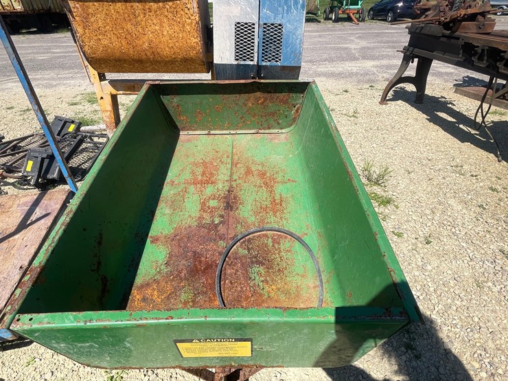 john-deere-10-image-13