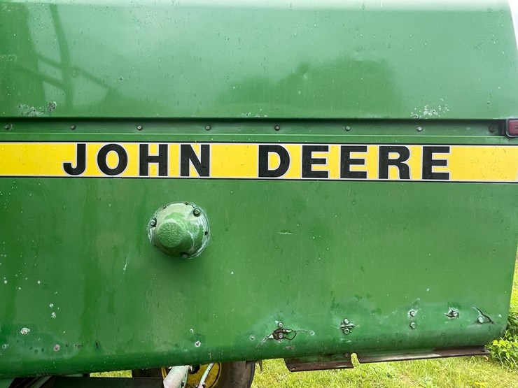 john-deere-4420-image-8