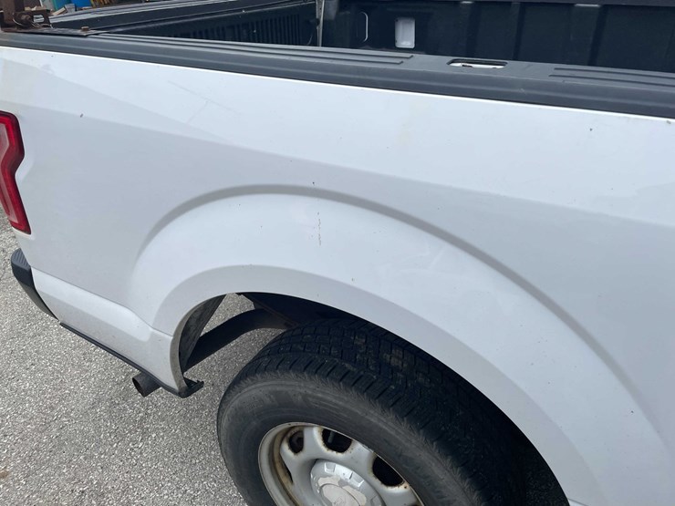 2016-ford-f150-image-23