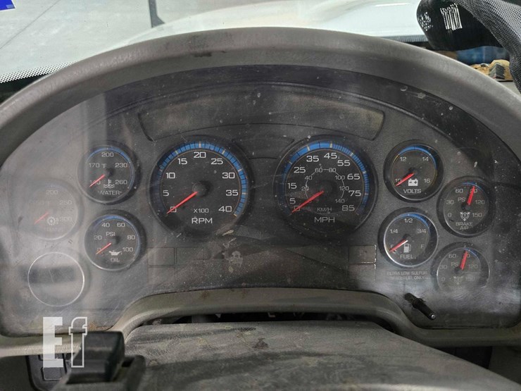 2008-international-durastar-4300-image-12