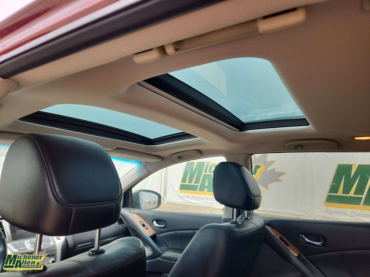 2011-nissan-murano-image-17