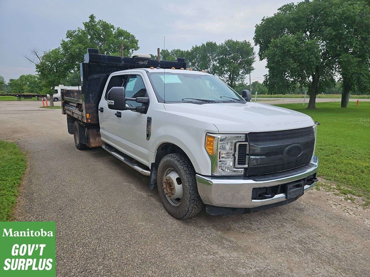 2017-ford-f350-image-4