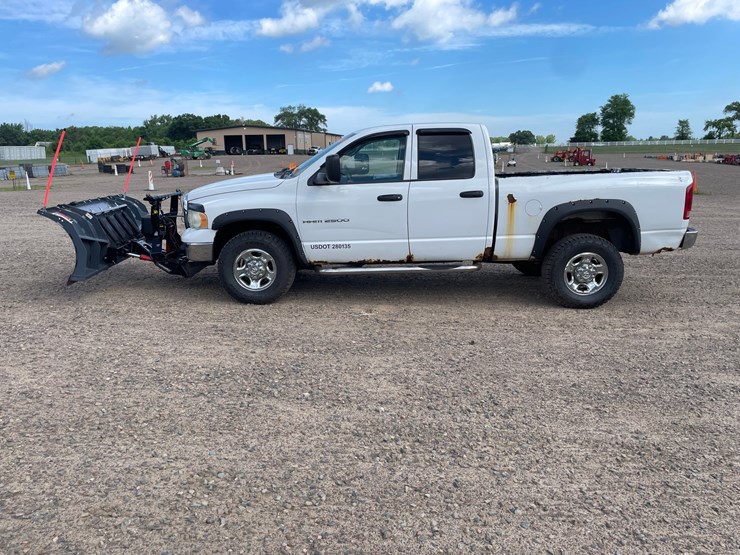 2003-dodge-2500-image-2