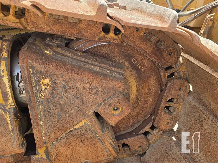 2018-caterpillar-d6t-lgp-image-37