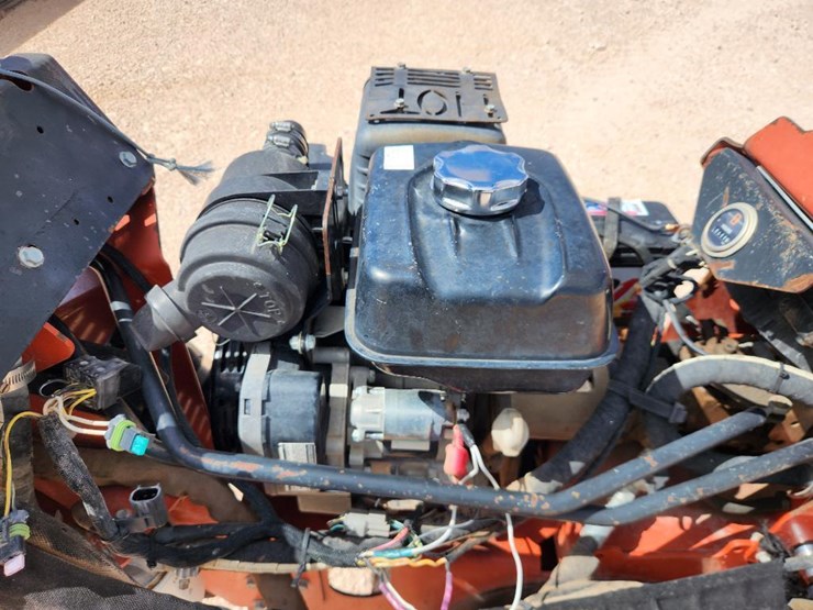 2011-ditch-witch-rt12-image-13