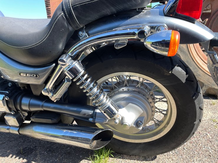 #1014-•-2005-suzuki-boulevard-s50-(has-wi-title)-image-6