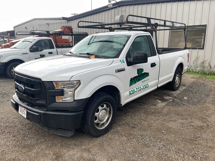 2017-ford-f150-xl-image-1