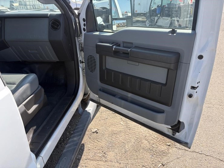 2011-ford-f250-image-11