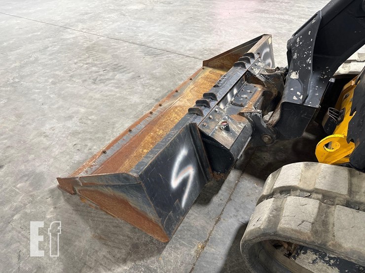 2021-jcb-3ts-8t-image-11