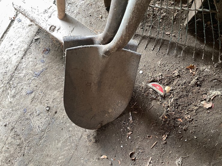 #2316-•-handled-tools-image-5
