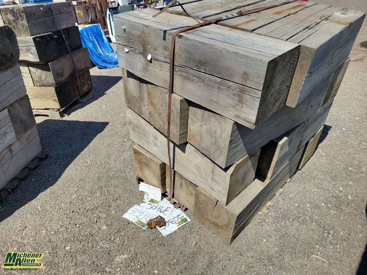 pallet-of-lumber-blocks-36"x12"x12-image-4