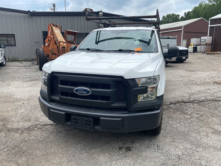 2016-ford-f150-image-2