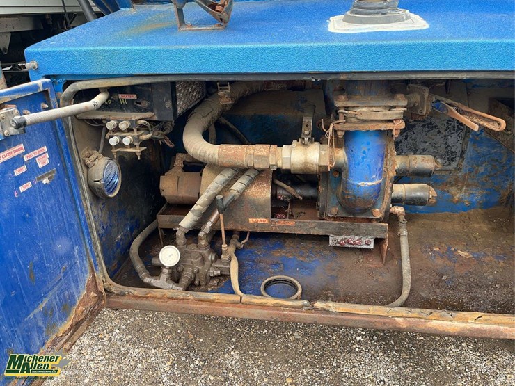 western-star-4900-image-21