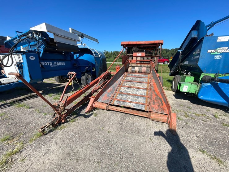 #1025-•-allis-chalmers-10-roto-baler-image-34