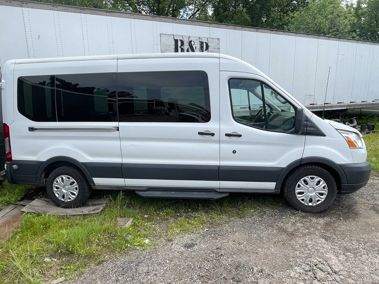2018-ford-transit-image-4