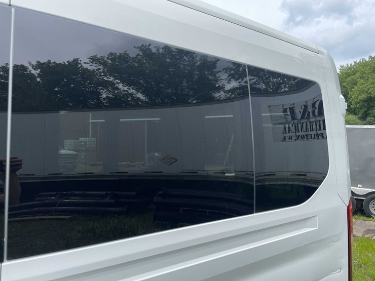 2018-ford-transit-image-35