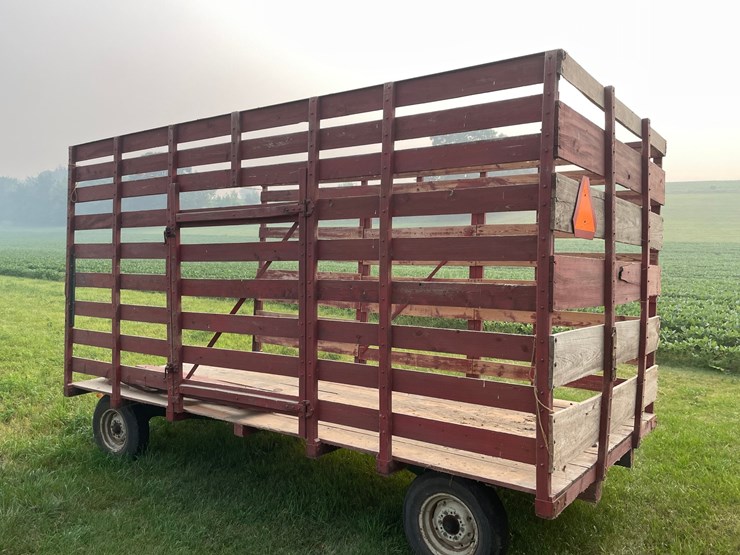 #2268-•-16'-hay-wagon-image-6