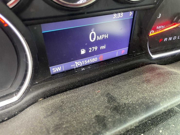2020-chevrolet-1500-image-52