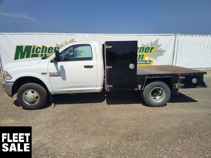 2013-dodge-3500-image-6